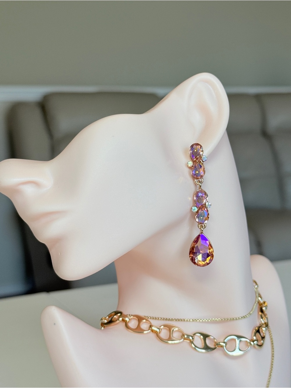 Gold-Tone Pink Crystal Drop Earrings – Elegant Statement